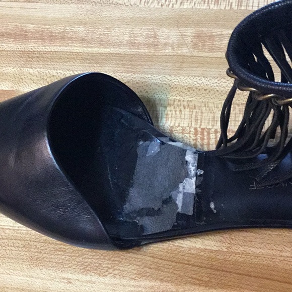 Rebecca Minkoff Black Leather Fringed Sandal💥SALE - Picture 5 of 9